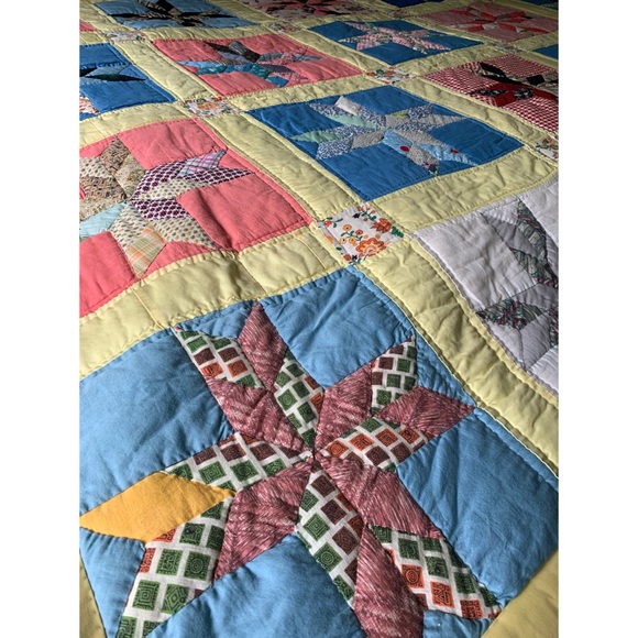 Full size handmade yellow backing cross quilt - Picture 2 of 10